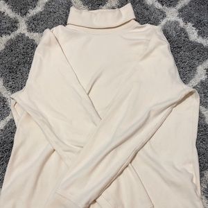 3/$15 L.L. Bean Turtle Neck